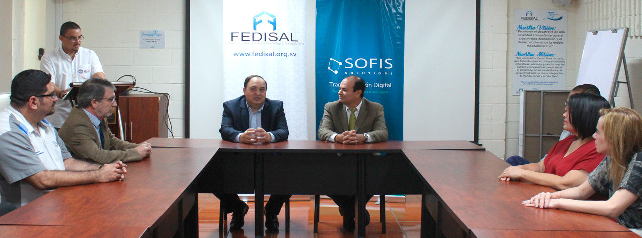 Autoridades de FEDISAL y Sofis Solutions