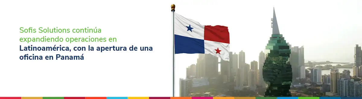 Bandera de Panamá y edificio ubicado en la Ciudad de Panamá